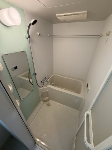 エスリード大手前の浴室
