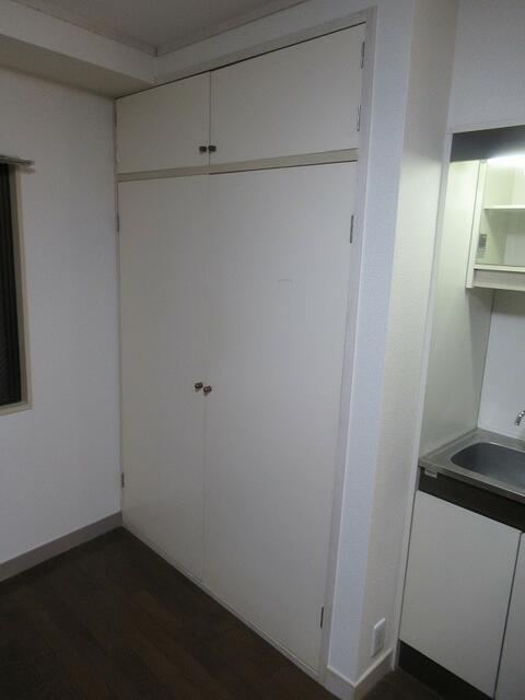 柳屋ビルの収納