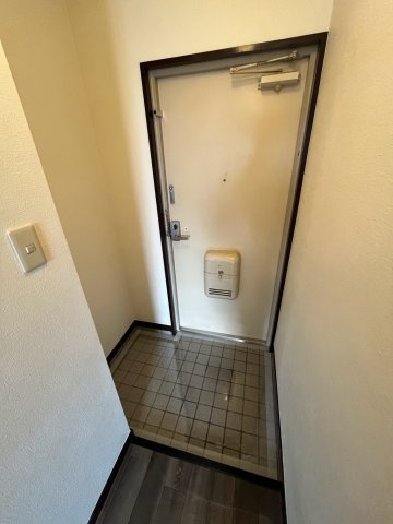 ロイヤル甲子園の玄関