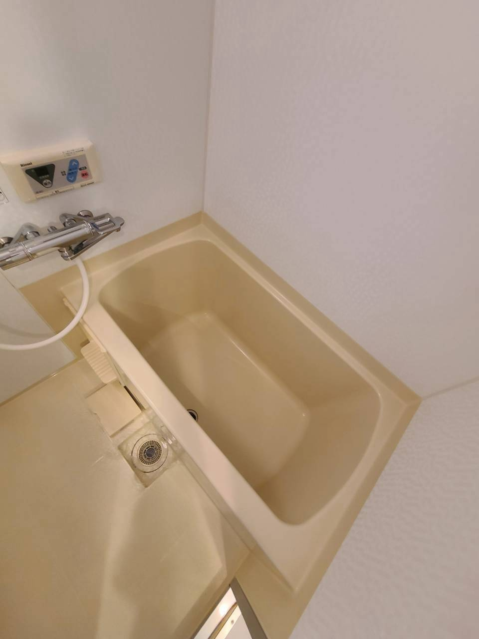 プライマル西宮夙川（旧サムティ夙川レジデンス）の浴室