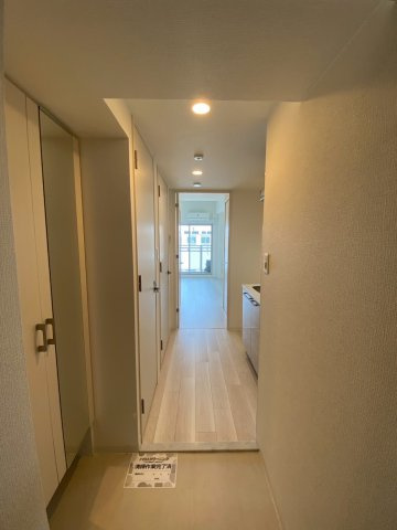 神戸市兵庫区船大工町の賃貸マンションの玄関