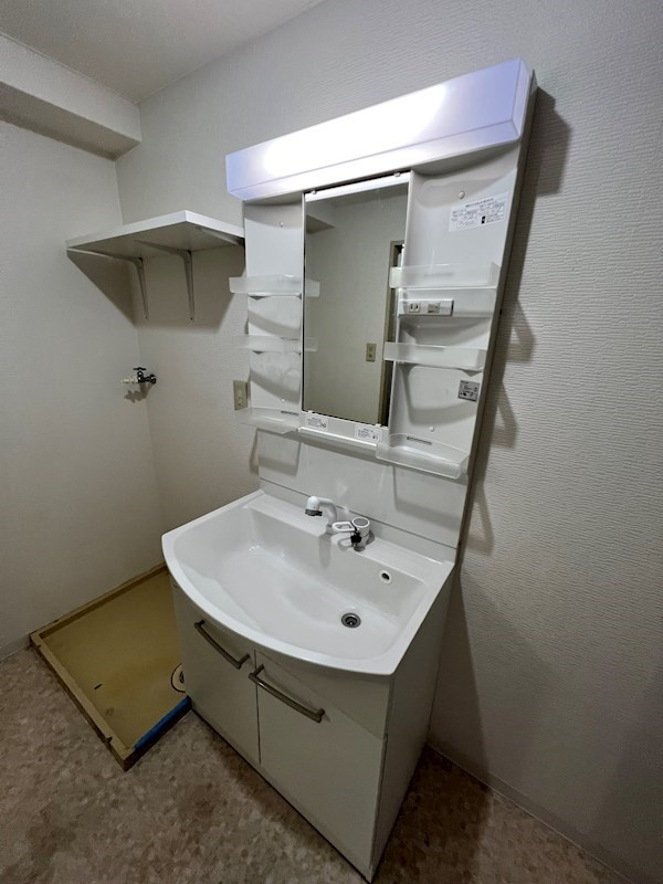 神戸市須磨区南落合１丁目の賃貸マンションの独立洗面台|独立洗面台で身支度をすべて済ませてしまいましょう