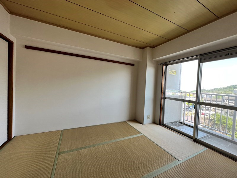 神戸市須磨区南落合１丁目の賃貸マンションの和室|ゆったりとくつろげる和室です