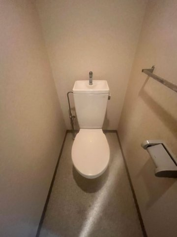ラルゴ永沢のトイレ|コンパクトで使いやすいトイレです