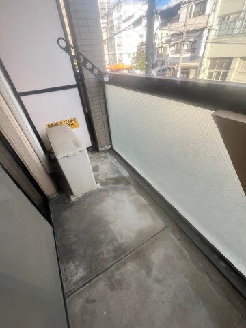 ラルゴ永沢のバルコニー|開放的で明るい空間を演出してくれるバルコニーです