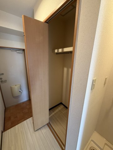 神戸市須磨区若木町１丁目の賃貸マンションの収納