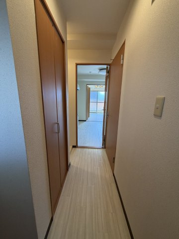 神戸市須磨区若木町１丁目の賃貸マンションの玄関