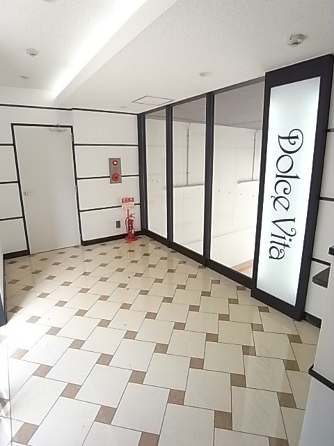 Dolce Vita 王子公園のロビー