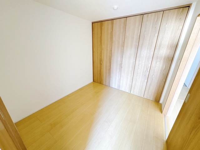 【寝室】 | Sunbloom Neo