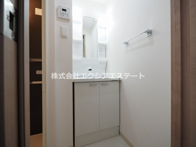 AND TERRACE　文の里の洗面所