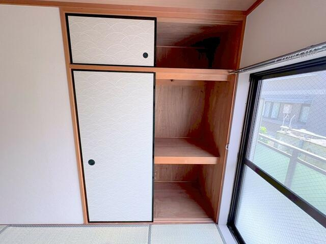 新潮通り一番館の収納