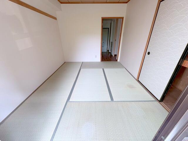 新潮通り一番館の寝室