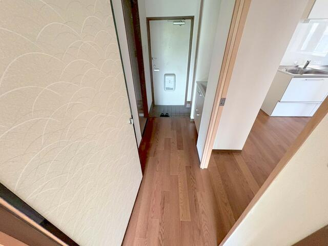 新潮通り一番館の玄関