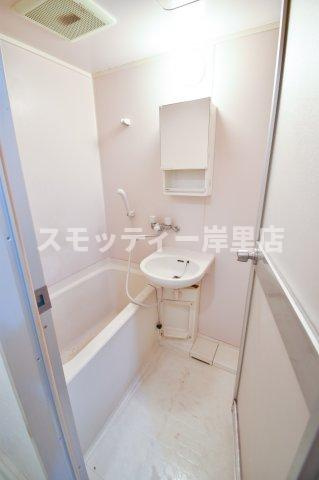 アプルーブの浴室
