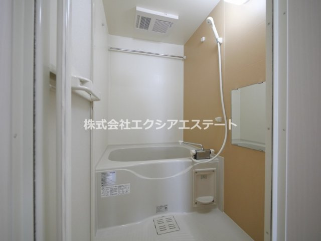 フジパレス山之内Ⅷ番館の浴室