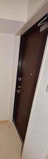 エテルナの玄関
