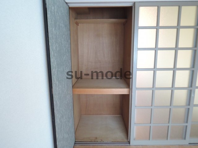芥川ロイヤルマンションの収納