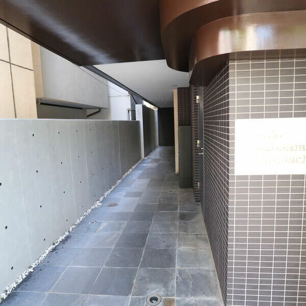 Ｖｉｃｏｌｏ横濱反町の玄関
