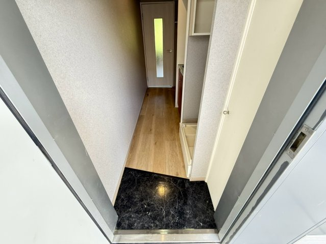 リバリステ庄内緑地公園| 名古屋市の賃貸ならMy賃貸の玄関|リバリステ庄内緑地公園