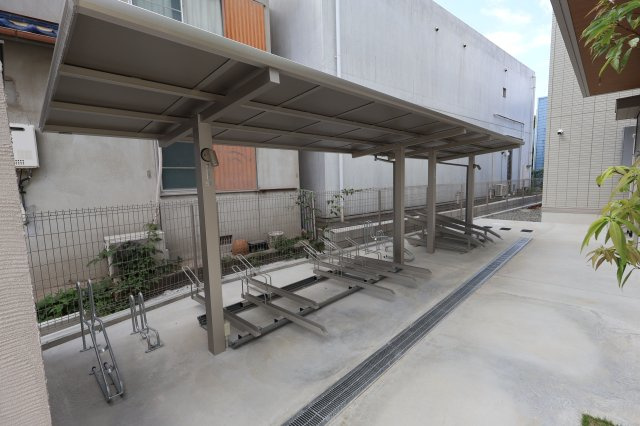【その他共用部分】 | D-residence西野B棟 | 駐輪場