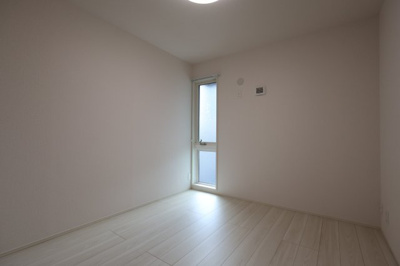 【寝室】 | D-residence西野B棟