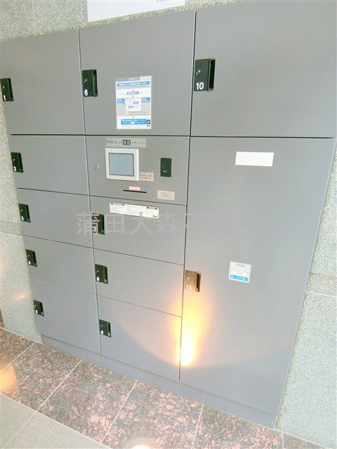 ルーブル仲六郷弐番館のその他共用部分|不在時の荷物の受け取りに便利な宅配BOX