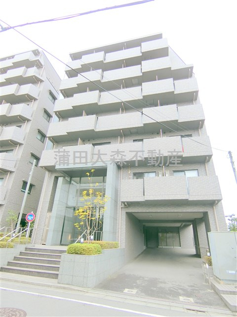 ルーブル仲六郷弐番館の外観