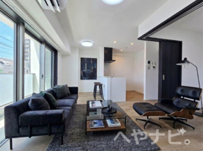 【居間・リビング】 | BRILLIA COURT TAIKO-DORI | ★リビング　AIにて家具を配置