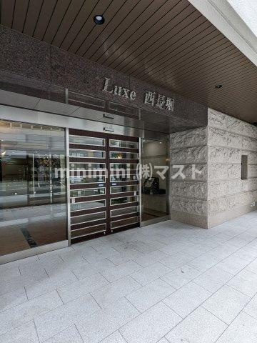 Luxe西長堀のエントランス