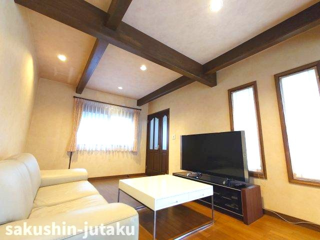 柏井１丁目　中古戸建の居間・リビング