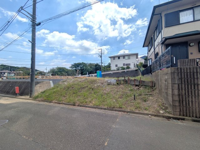 海まで徒歩9分！ 開放感　二方道路　更地の外観|陽当たり良好