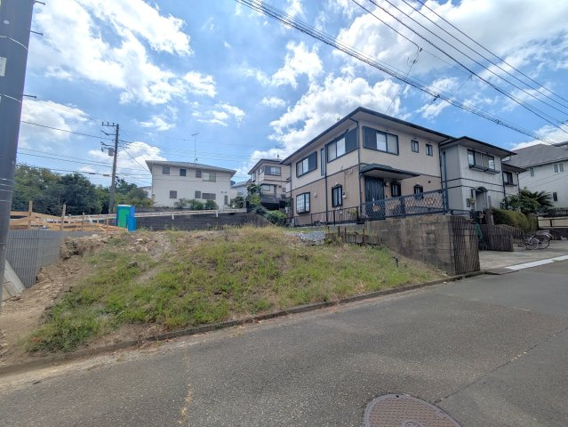 海まで徒歩9分！ 開放感　二方道路　更地の外観|外観