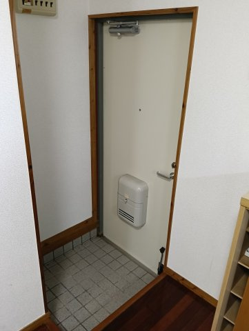 グリーンマンションⅡの玄関