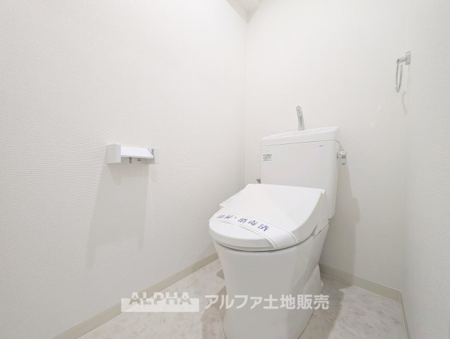 マック羽村コートのトイレ|シンプルで使いやすいトイレです