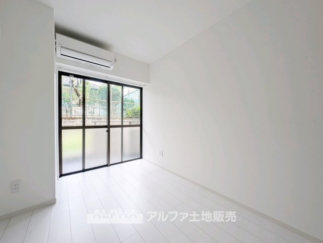 マック羽村コートの洋室|きれいな洋室です