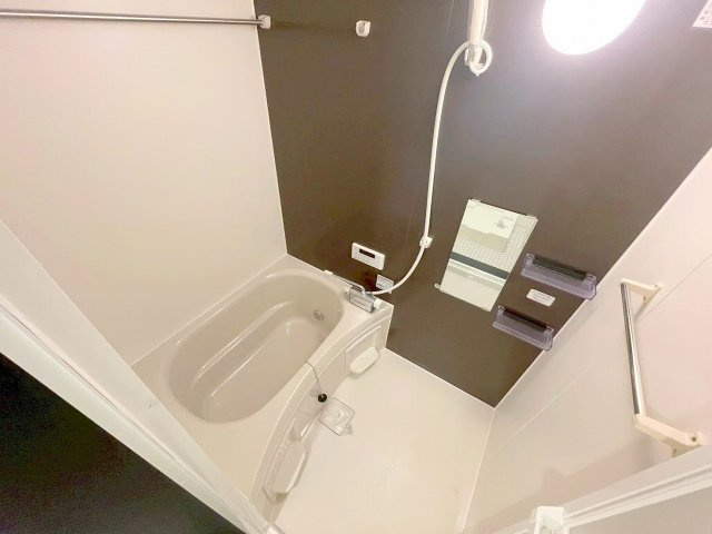リブレメゾン淡路1の浴室