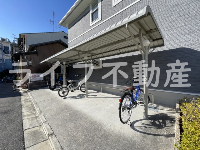 プラシード・カーサの駐車場