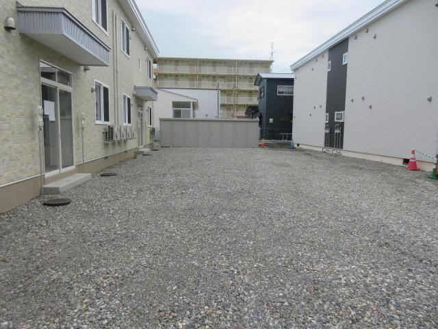 ドルフ⑤の駐車場