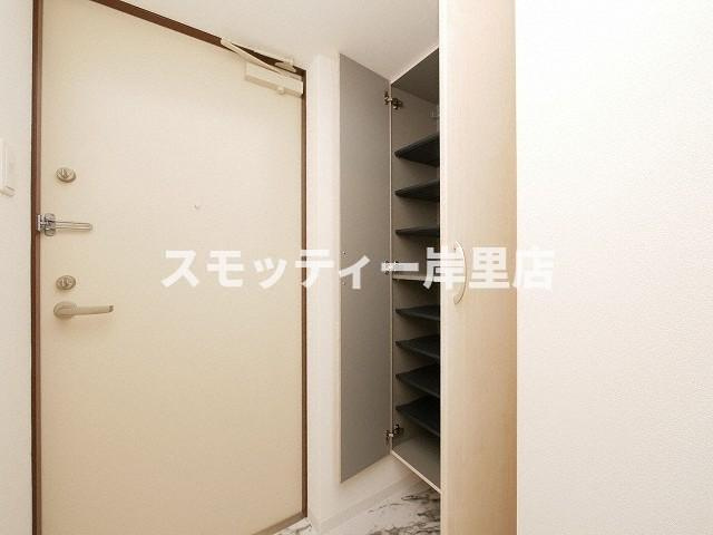 グランパシフィック難波南innovationの収納|大きなものも収納できそうです