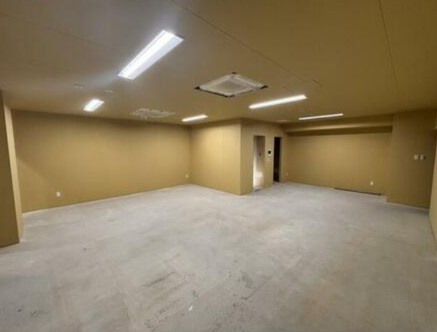 大街道１丁目　売店舗の内装