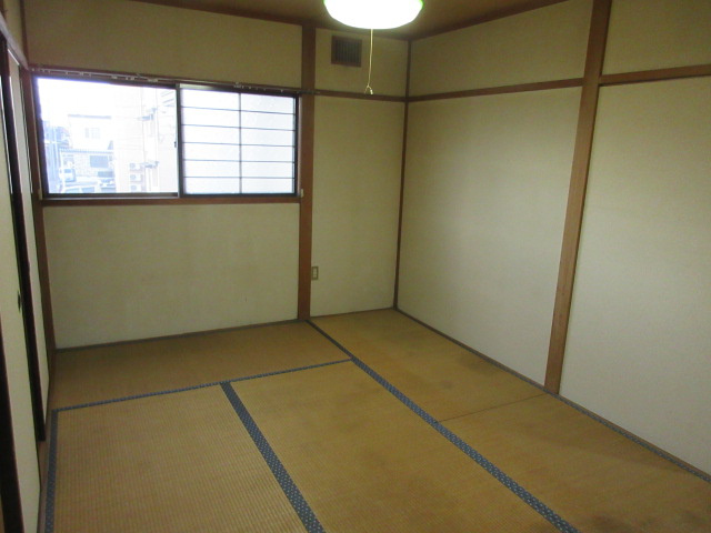 コーポ栄の和室