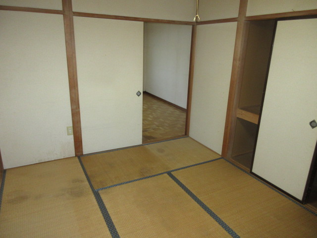 コーポ栄の和室