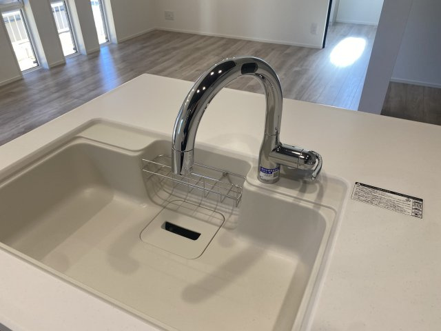 タマタウン吉備津 ２号地のキッチン|自動水栓です