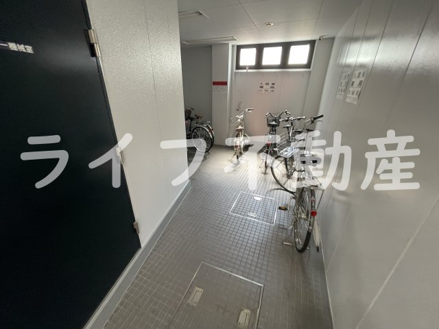 パルティールのロビー|清潔なロビーです