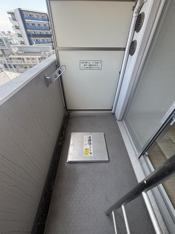 【バルコニー】