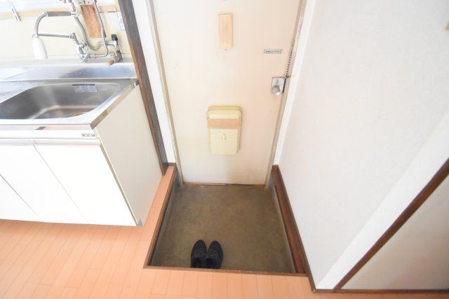パナハイツ日吉の玄関