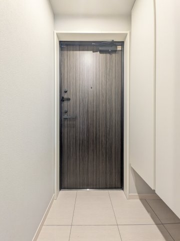 ケリア中板橋の玄関