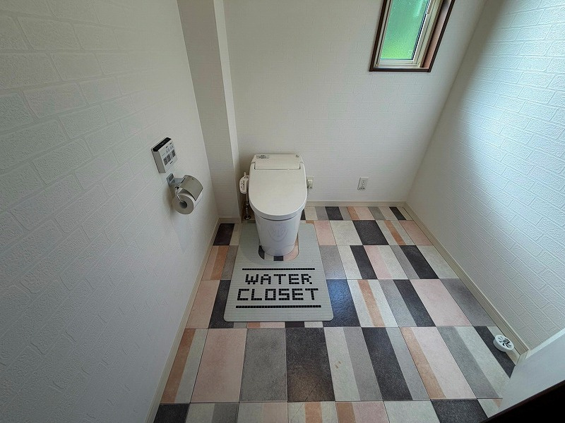 ■□米子市彦名町中古戸建□■のトイレ|トイレになります。1階と2階に設置されております。