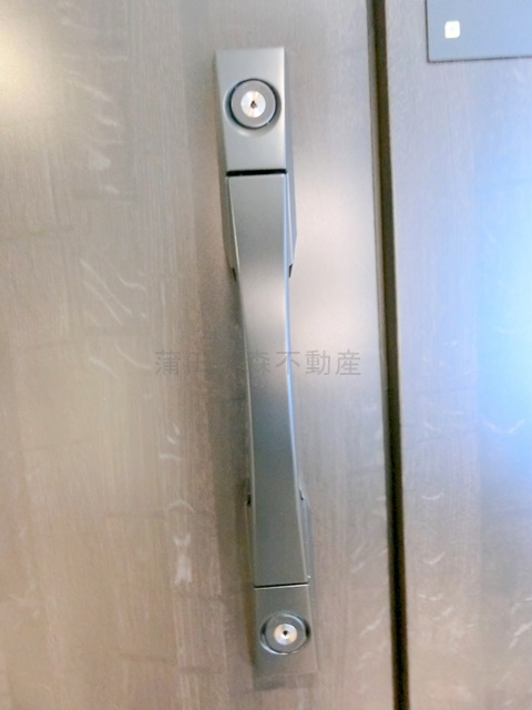 パークタワー大森の玄関