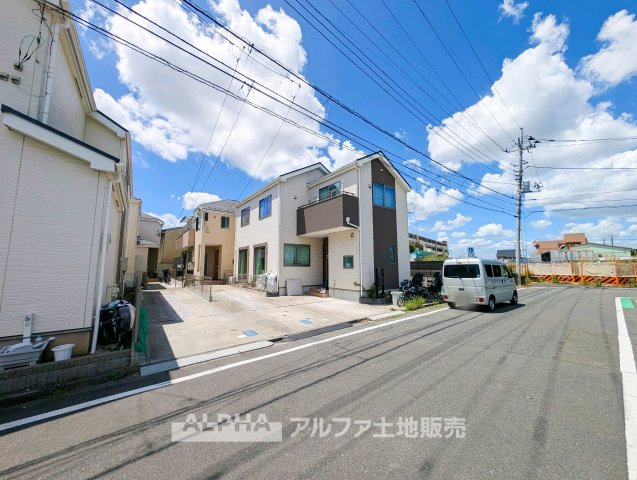 東村山市恩多町5丁目　中古一戸建　2020年築の前面道路含む現地写真|前面道路含む現地写真です